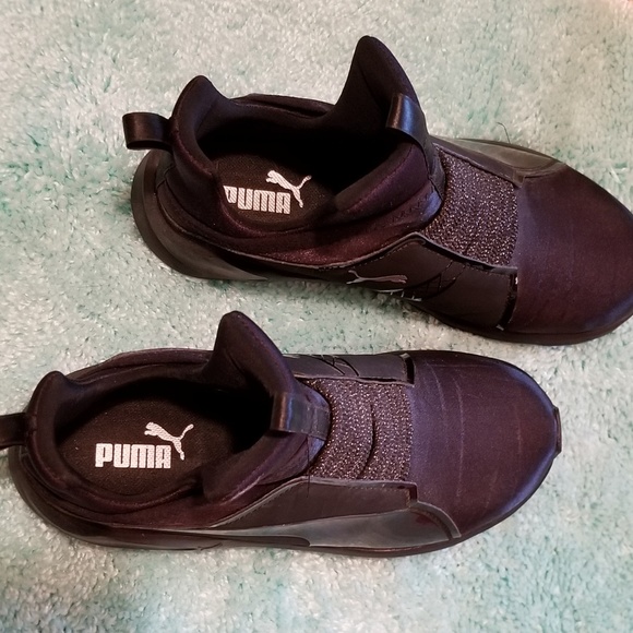 <PUMA> Women's Fierce Satin En Pointe Wn Sneaker - Picture 1 of 8